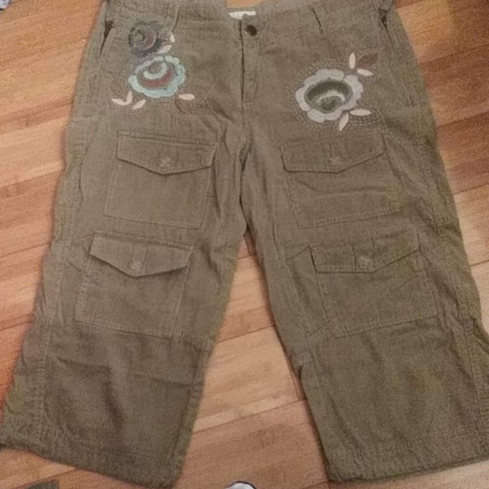 Juniors Capri Cords